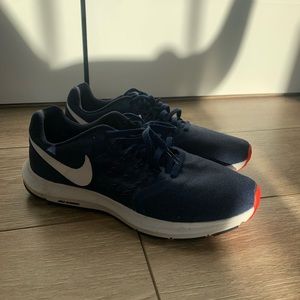 Nike Run Swift Sneakers